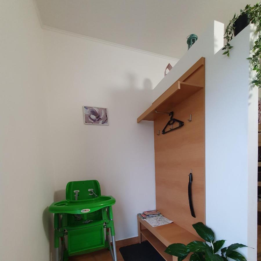 Apartman U Jakuba ดวูร์กราโลเว นัด ลาเบม ภายนอก รูปภาพ